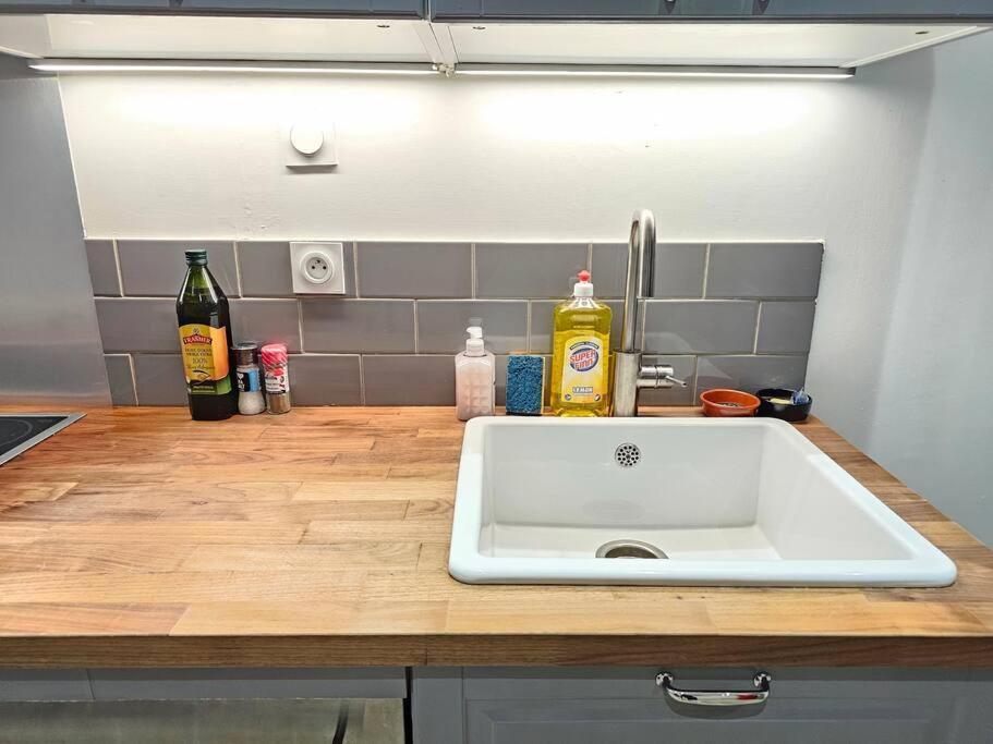 Apartament L'Atelier De La Sainte - Vieux Port Marsylia Zewnętrze zdjęcie
